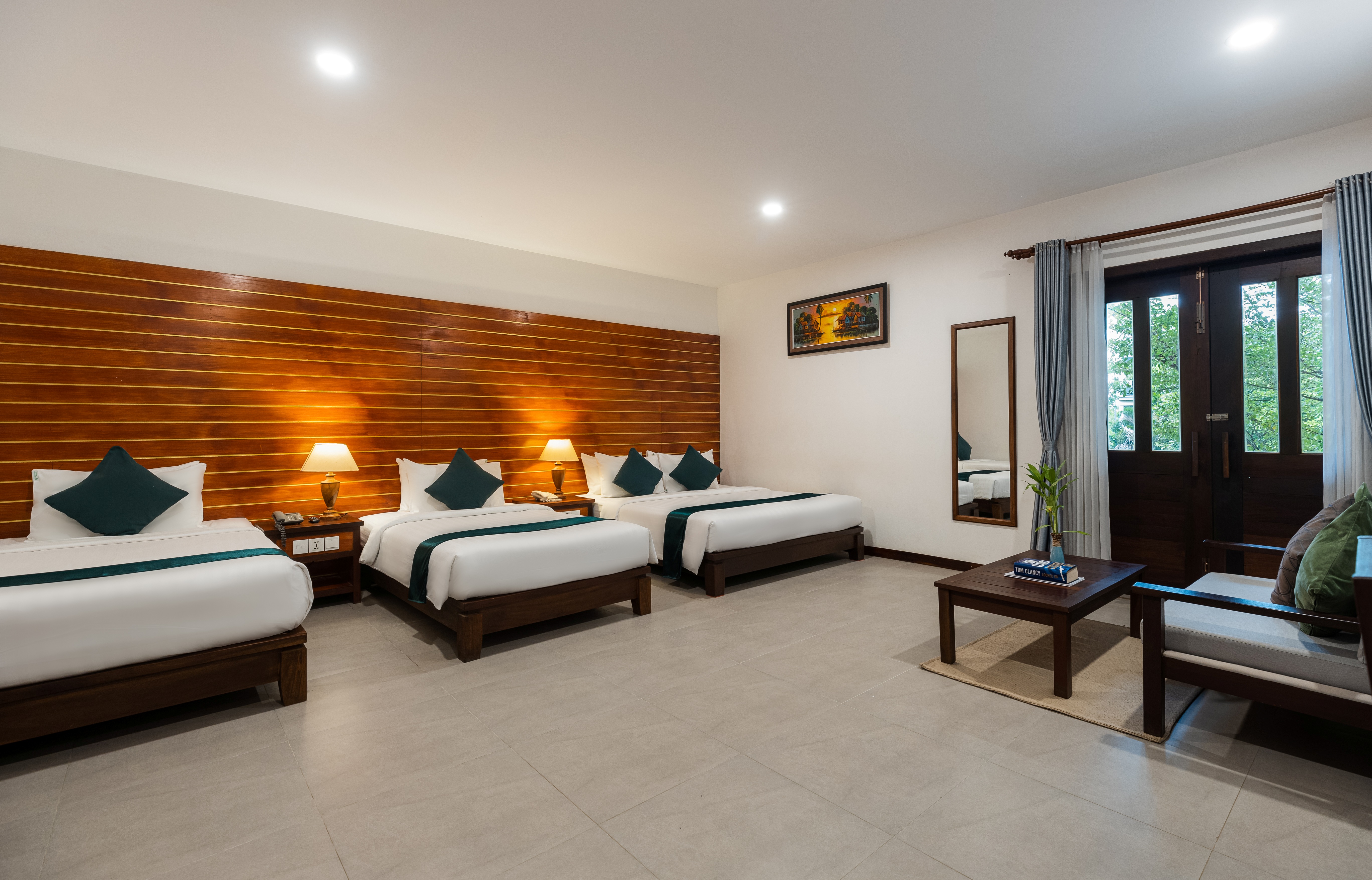 Deluxe Triple Room